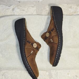 Clarks Artisan Mules Clogs Shoes Slip On Brown 10N Leather Nubuck Womens